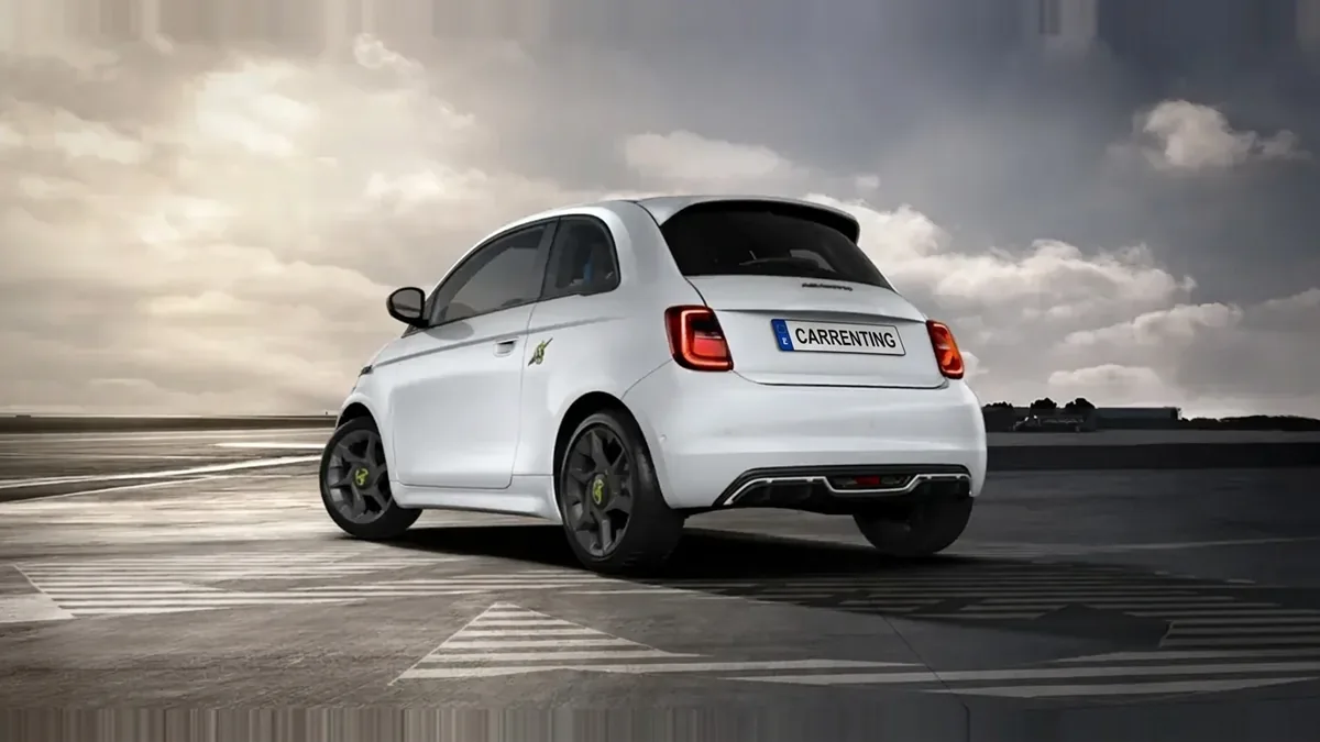 Abarth 500e 42kWh en renting en Barcelona — Delantera