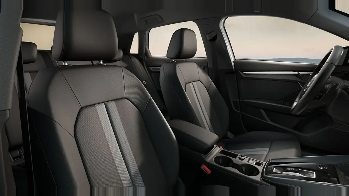 Audi A3 Sportback Advanced TFSI S Tronic en renting en Barcelona — vista 8