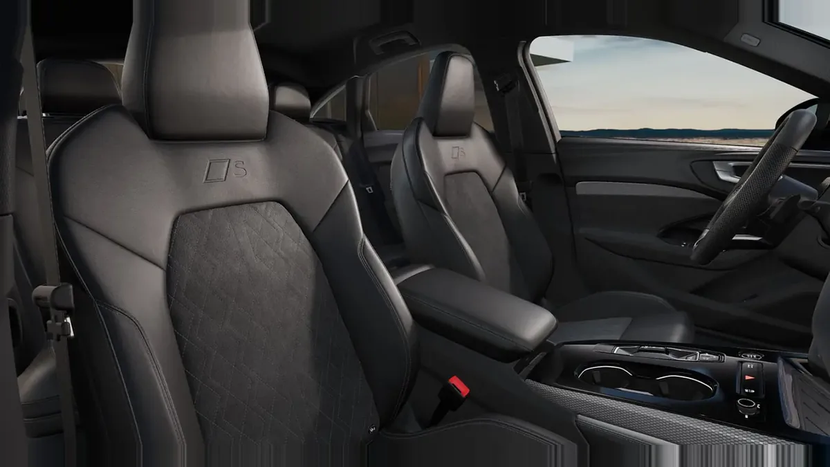 Audi A5 TDI 150kW (204CV) Black Line en renting en Barcelona — vista 6