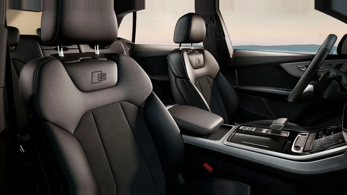 Audi Q8 SUV S line 45 TDI Quattro Tiptronic en renting en Barcelona — vista 6