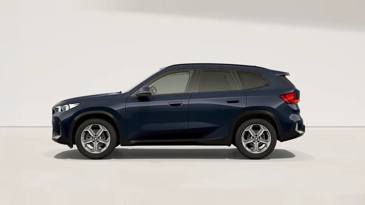 BMW X1 sDrive20d en renting en Barcelona — Trasera