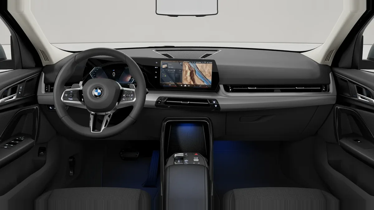 BMW X2 sDrive 20iA 170CV en renting en Barcelona — Interior
