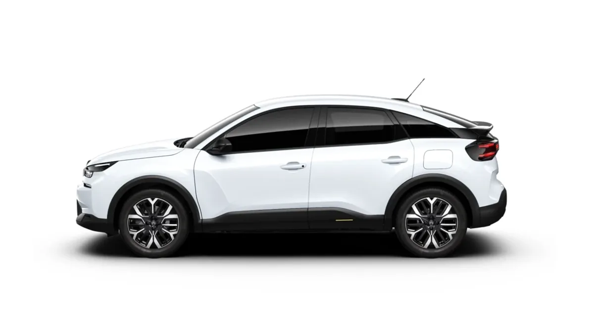 Citroën C4 Hybrid145CV Business Edition en renting en Barcelona — Trasera