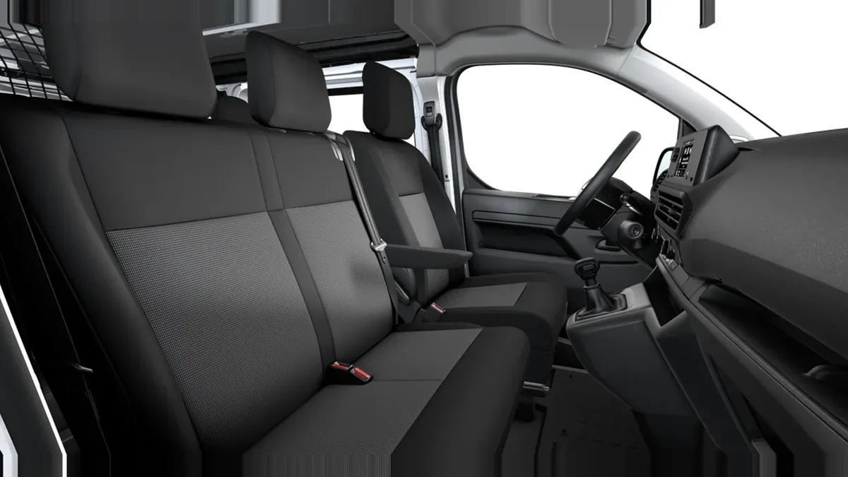 Citroën Jumpy Doble Cabina Plegable Talla M BlueHDi 120 S&S en renting en Barcelona — vista 6