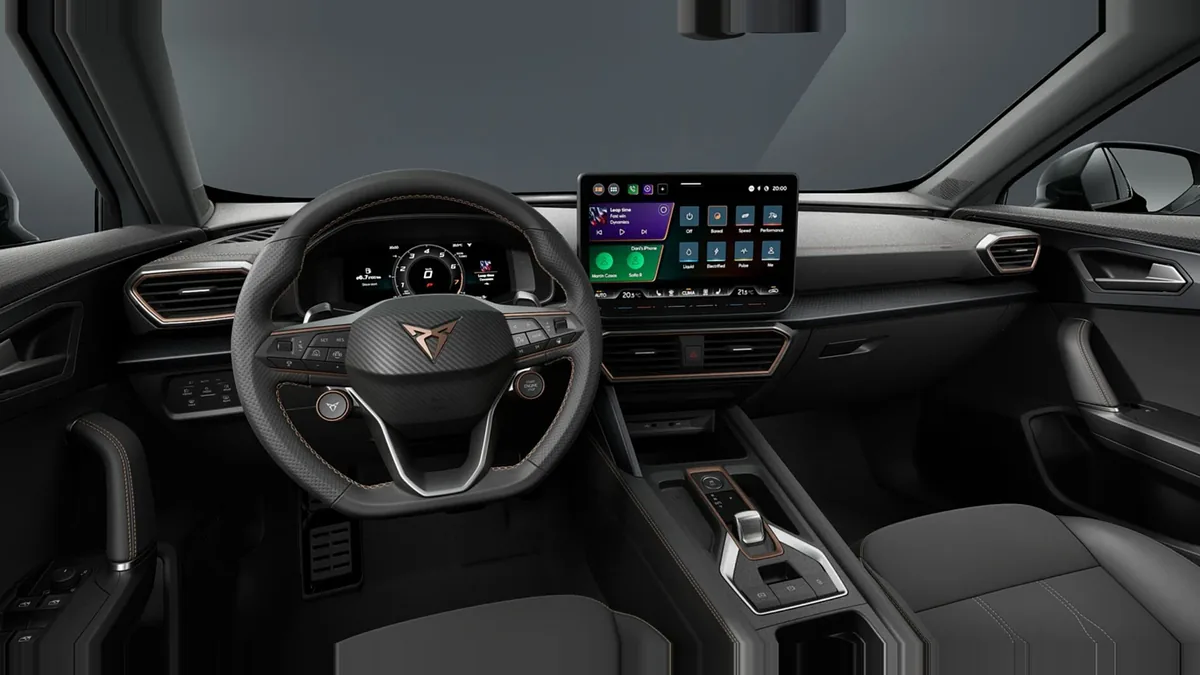 CUPRA Formentor eTSI 1.5 110kW (150CV) DSG 7vel. en renting en Barcelona — Interior