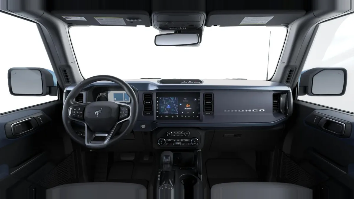 Ford Bronco Outer Banks 2.7 Ecoboost 335CV Automático 4x4 en renting en Barcelona — Interior
