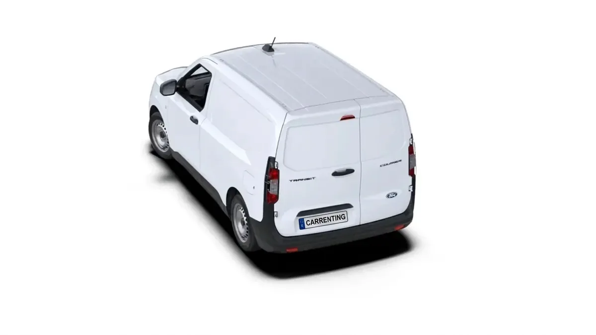 Ford TRANSIT COURIER VAN DIESEL 1.5  100 CV en renting en Barcelona — Delantera