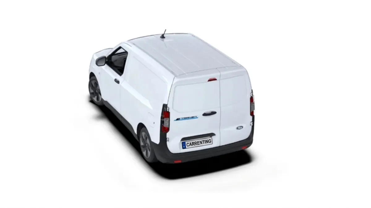 Ford Transit Courier Van Trend BEV 136cv Automática II en renting en Barcelona — Delantera