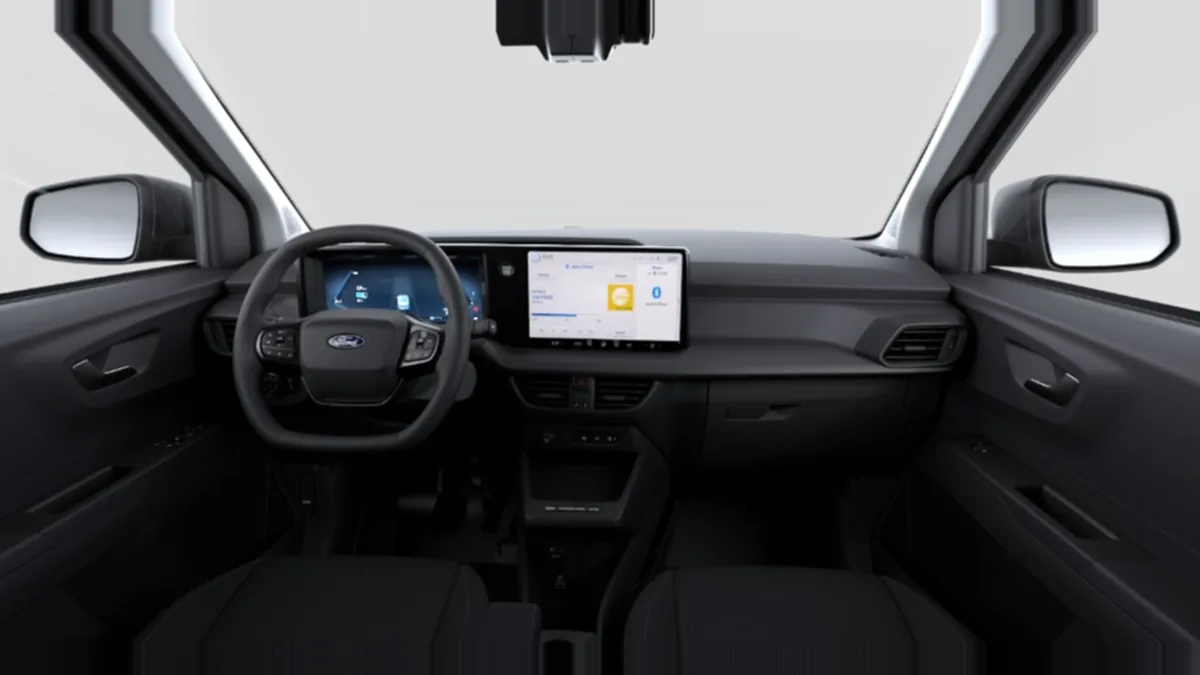 Ford Transit Courier Van Trend BEV 136cv Automática II en renting en Barcelona — Interior