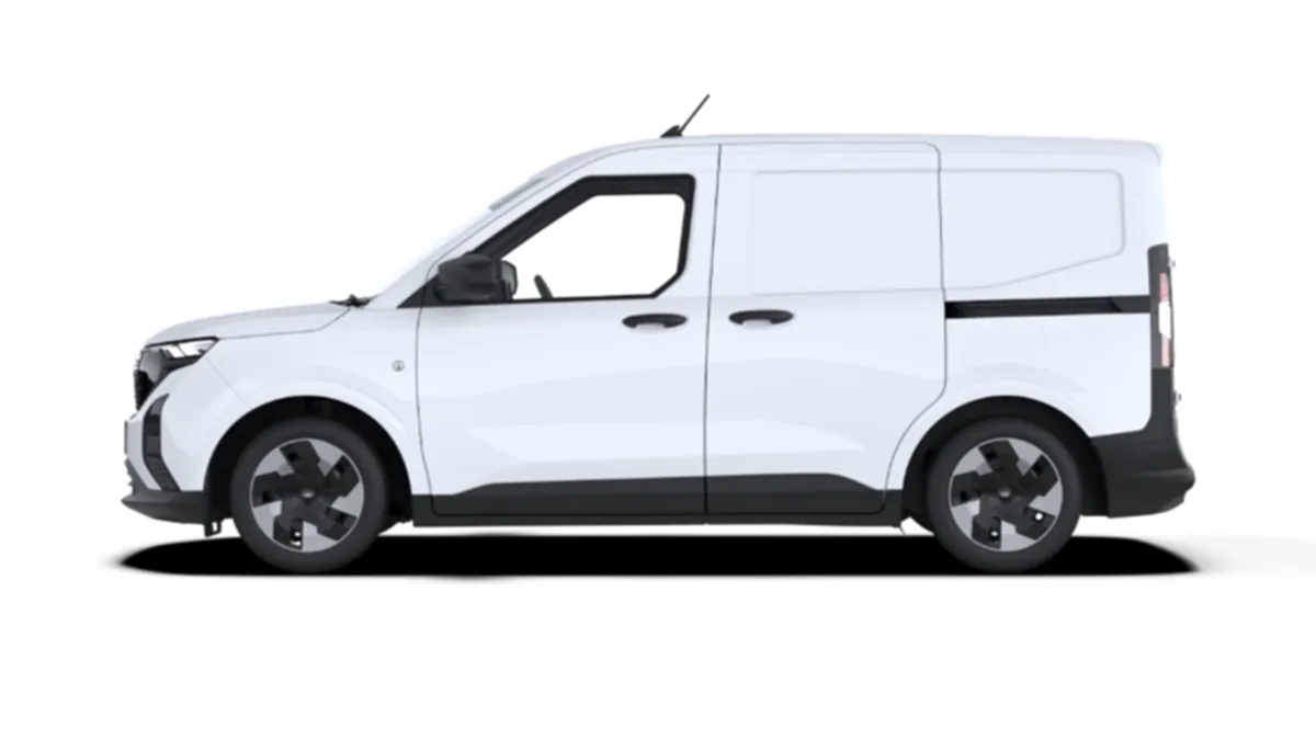Ford Transit Courier Van Trend BEV 136cv Automática II en renting en Barcelona — Trasera