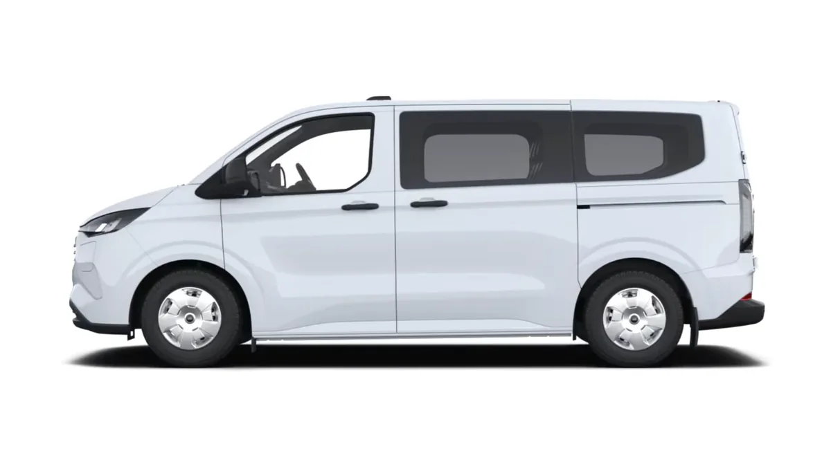 Ford TRANSIT Kombi 2.5 Duratec PHEV 171 340 L1 Trend en renting en Barcelona — Trasera