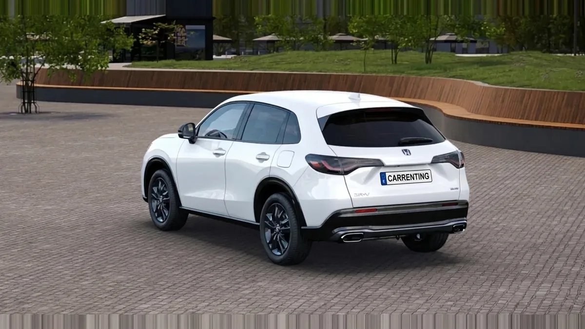Honda ZR-V 2.0 i-MMD Sport 184CV MA en renting en Barcelona — Delantera