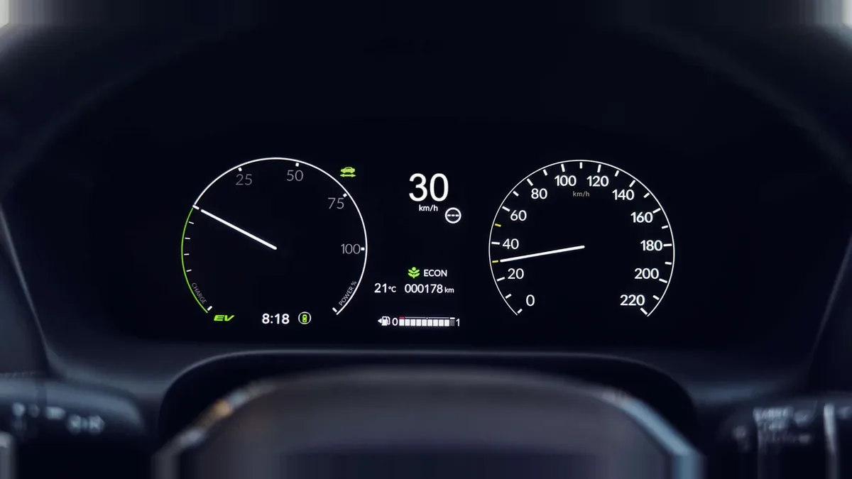 Honda ZR-V 2.0 i-MMD Sport 184CV MA en renting en Barcelona — vista 6
