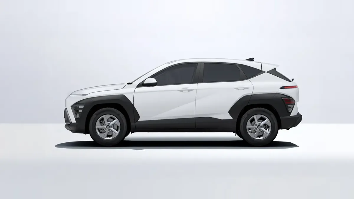 Hyundai Kona 1.0T 100CV Maxx CW en renting en Barcelona — Trasera