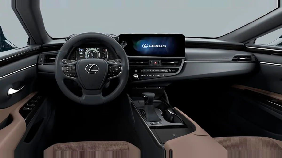 Lexus ES 2.5 300h Premium en renting en Barcelona — Interior