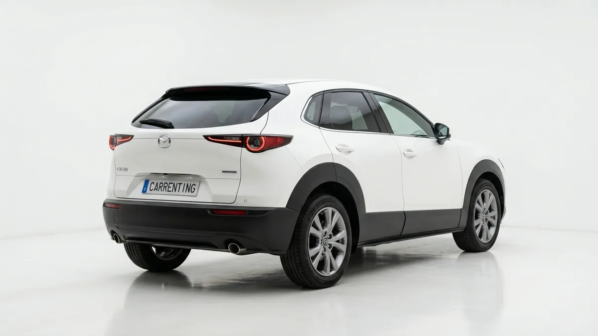 Mazda CX 30 2.5L e-SkyAct G MHEV 103kW Prime-Line en renting en Barcelona — Delantera