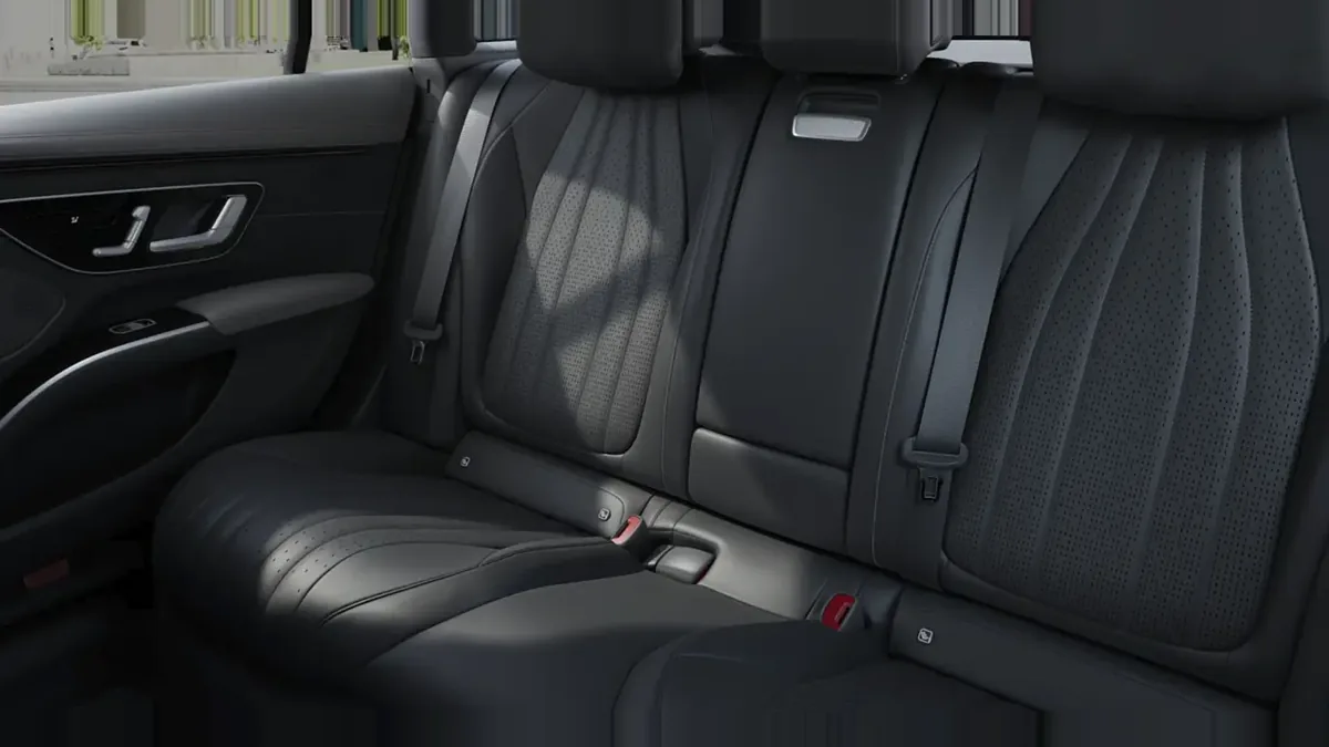 Mercedes-Benz EQS 350 Edition en renting en Barcelona — vista 7