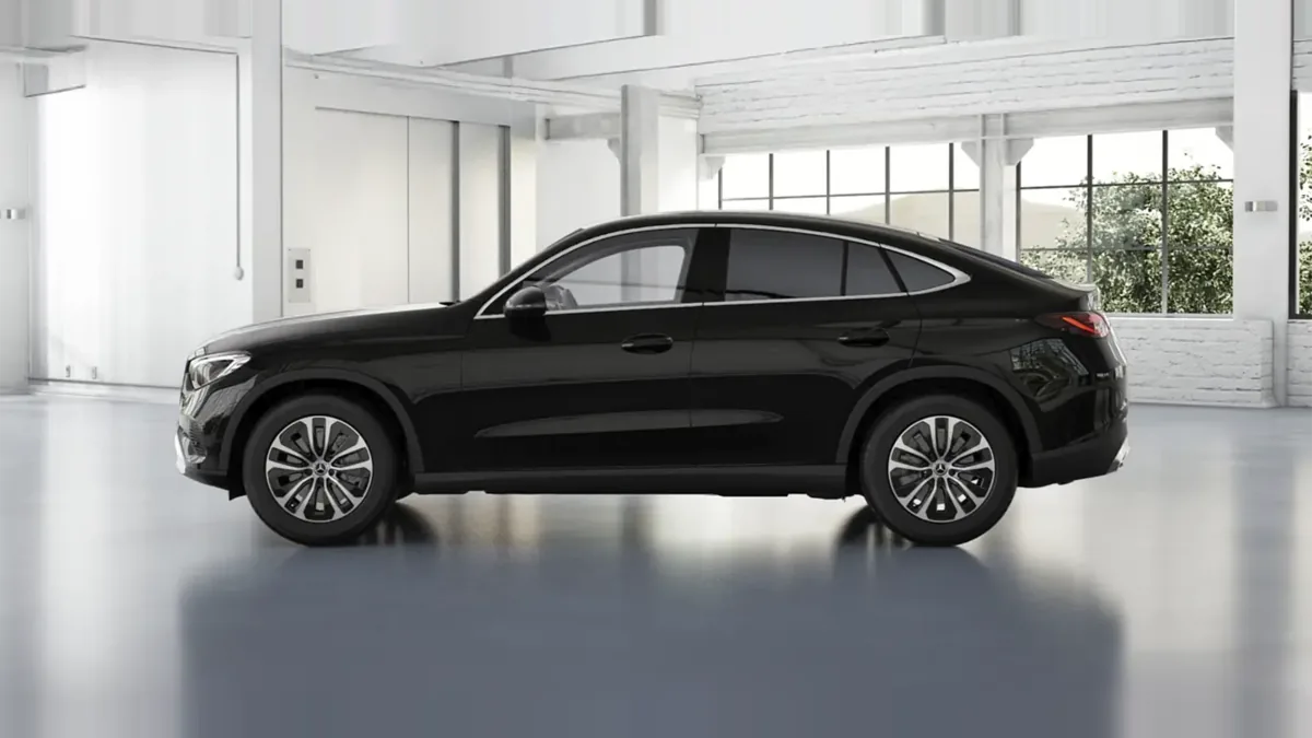 Mercedes-Benz GLC Coupé 220D 4MATIC en renting en Barcelona — Delantera