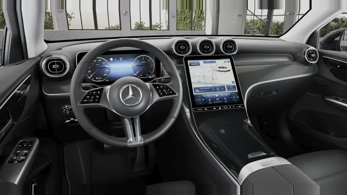 Mercedes-Benz GLC Coupé 220D 4MATIC en renting en Barcelona — vista 6