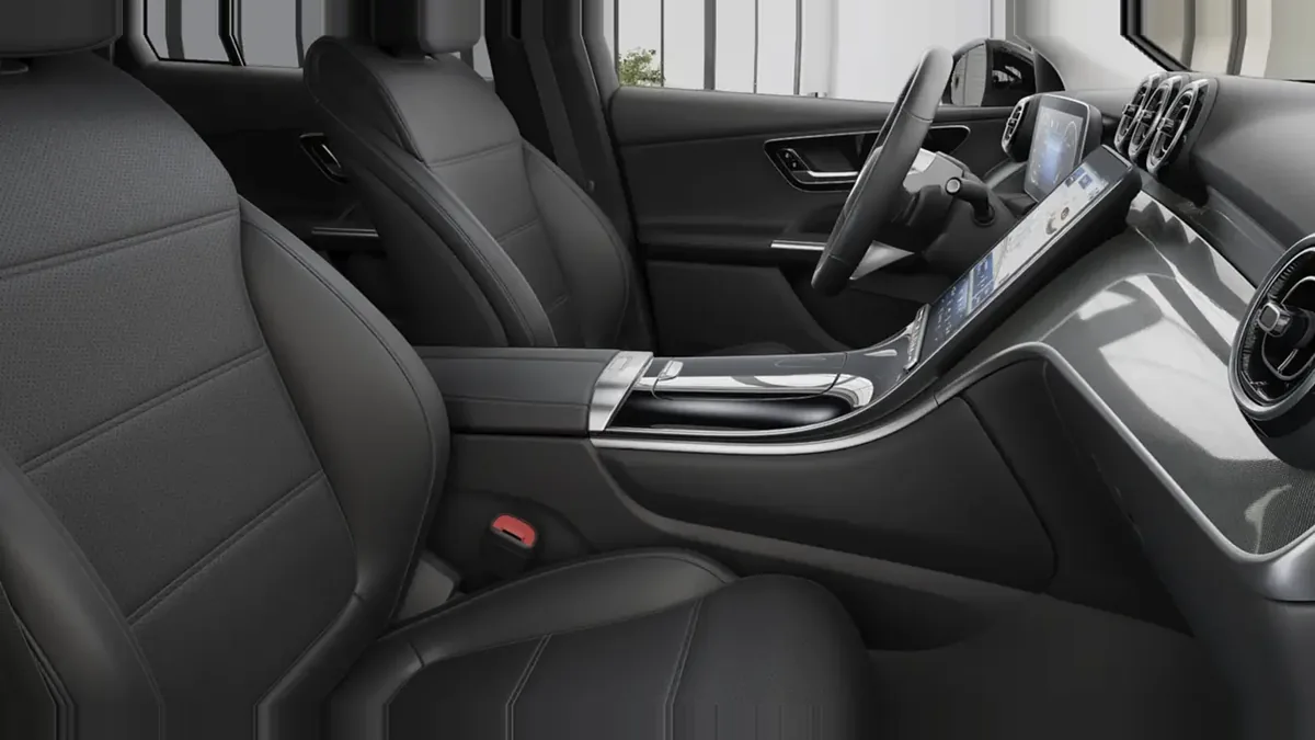Mercedes-Benz GLC Coupé 220D 4MATIC en renting en Barcelona — vista 7