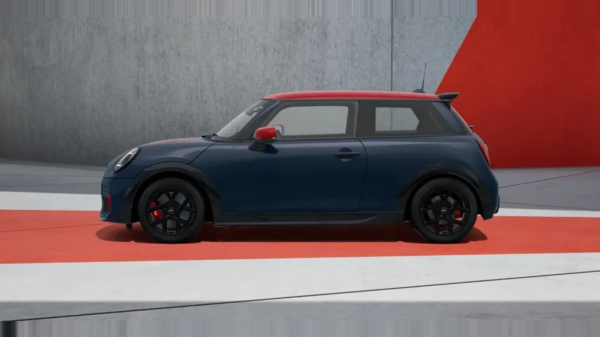 MINI John Cooper Works en renting en Barcelona — Trasera