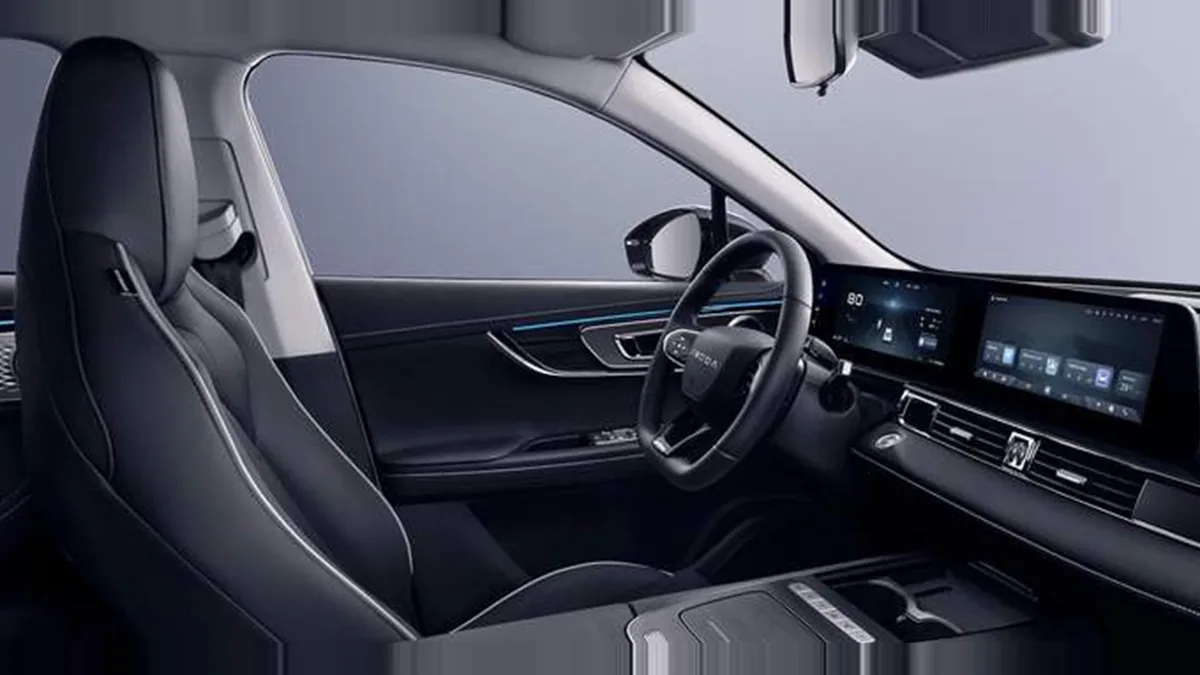 Omoda 5 EV 61kWh Pure 155kW en renting en Barcelona — Delantera