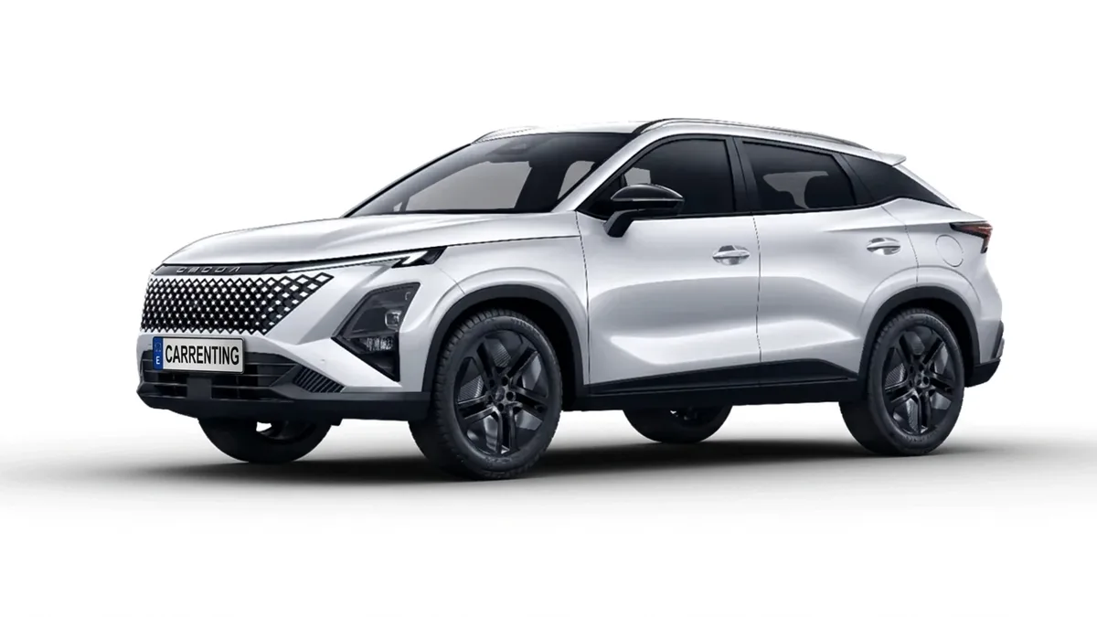 Omoda 5 HEV Business 1.5 TGDI 165kW (224CV) en renting en Barcelona — Trasera