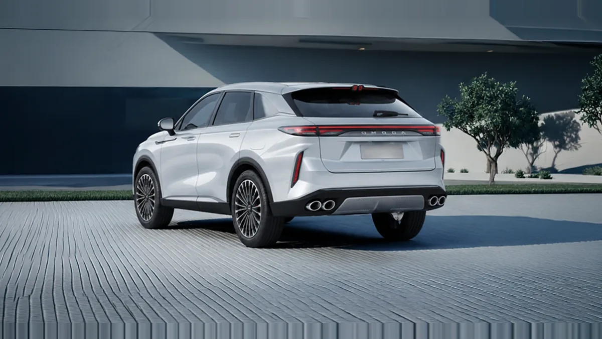 Omoda 9 SHS Premium 1.5 TGDI 3DHT 395kW (537CV) AWD en renting en Barcelona — Delantera
