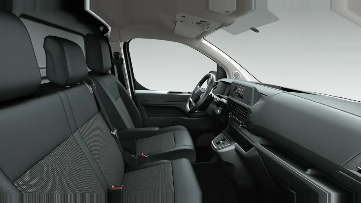 Opel Vivaro Furgón Electric 100kW + Batería 75 kWh VU en renting en Barcelona — vista 6