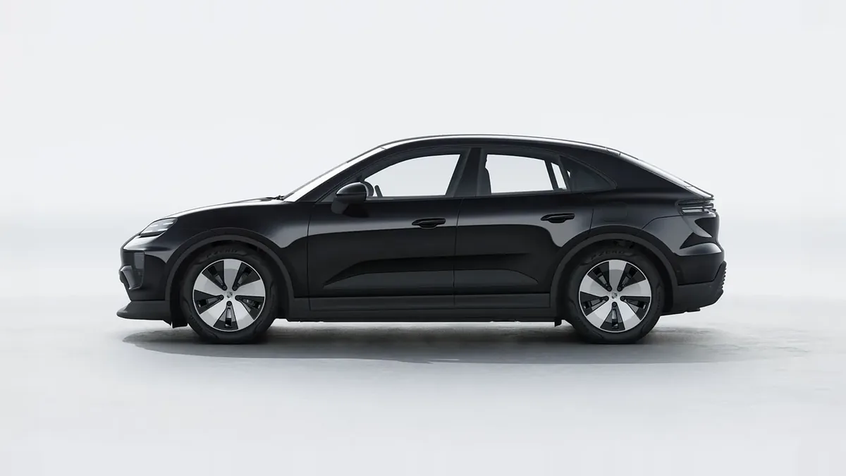 Porsche Macan 4 408CV en renting en Barcelona — Trasera