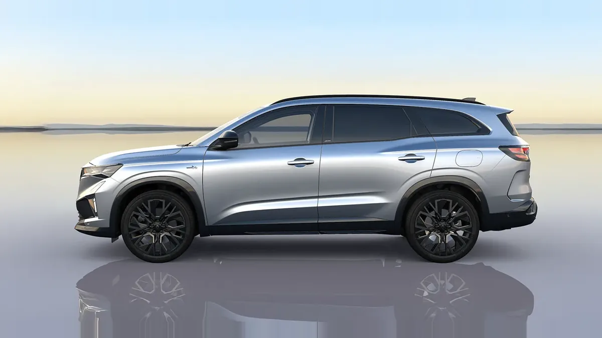 Renault Espace Espirit Alpine Full Hybrid E-Tech 146kW 7p en renting en Barcelona — Trasera
