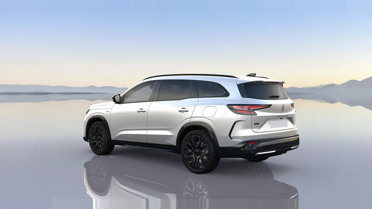 Renault Espace Espirit Alpine Full Hybrid E-Tech 146kW 7p en renting en Barcelona — vista 6