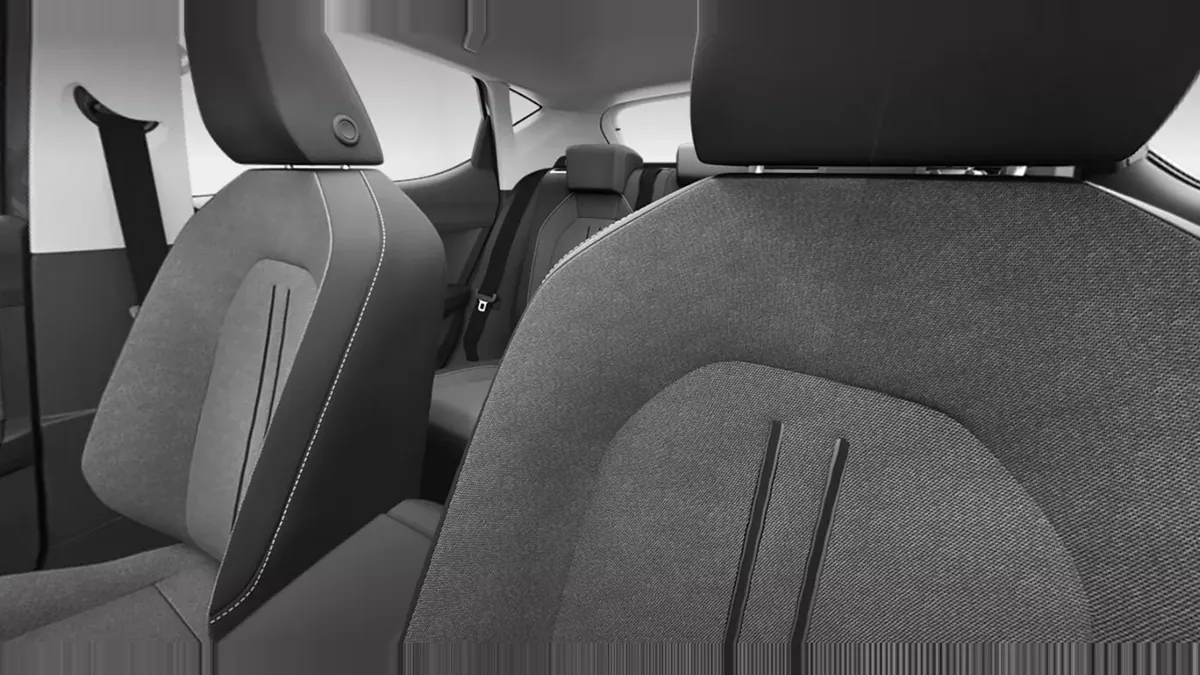 SEAT León 2.0 TDI Style XL Fleet Pack en renting en Barcelona — vista 7