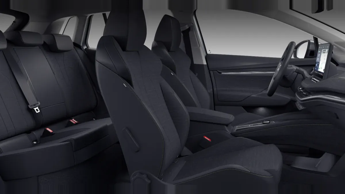Škoda Elroq 150kW (204CV) 63kWh en renting en Barcelona — vista 6