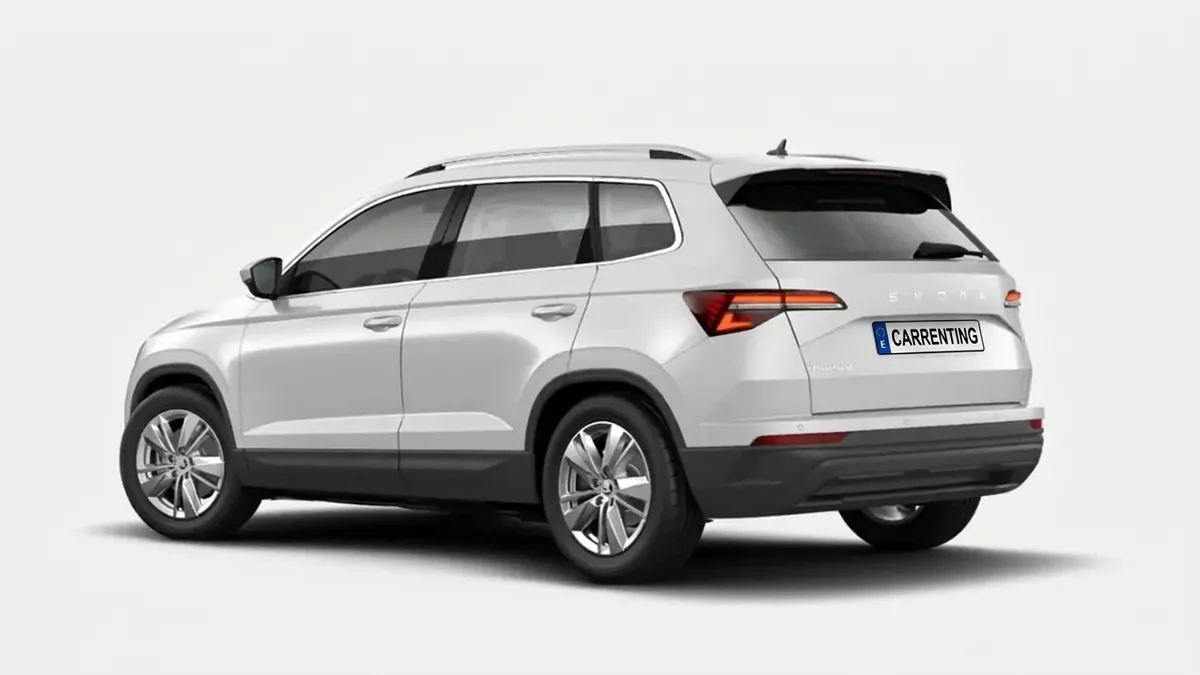 Škoda Karoq 2.0 TDI 85kW (115CV) Selection CW en renting en Barcelona — Delantera
