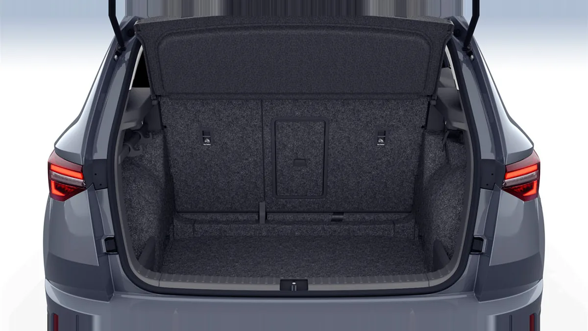 Škoda Karoq Selection 2.0 TDI 150cv 4x4 DSG en renting en Barcelona — vista 10