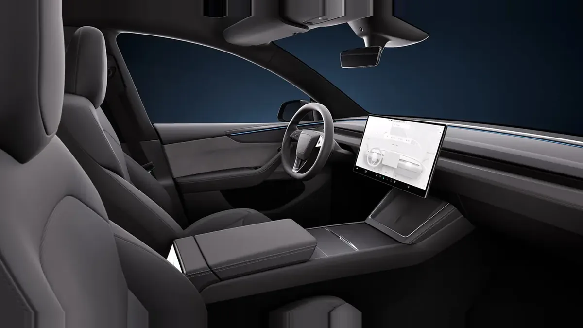 Tesla Model Y Premium RWD en renting en Barcelona — Interior