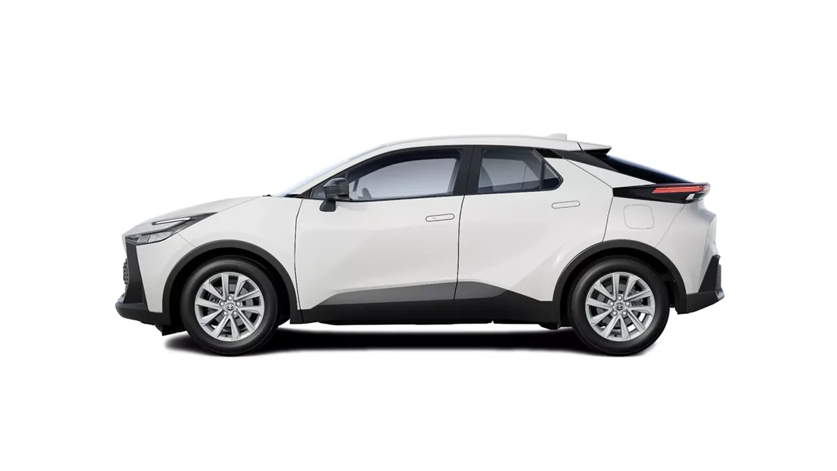 Toyota C-HR Business Hybrid 140 CW en renting en Barcelona — Trasera