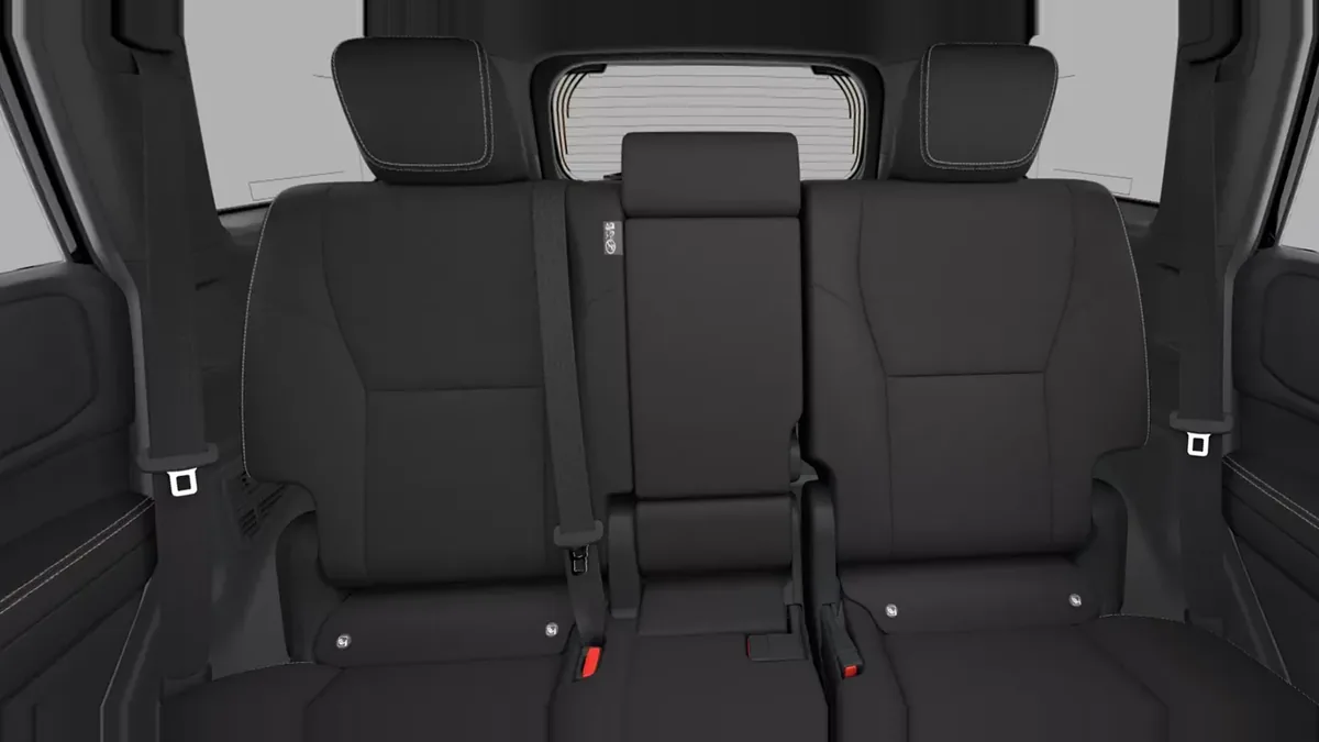 Toyota Land Cruiser 250 Hybrid 48V VX en renting en Barcelona — vista 8