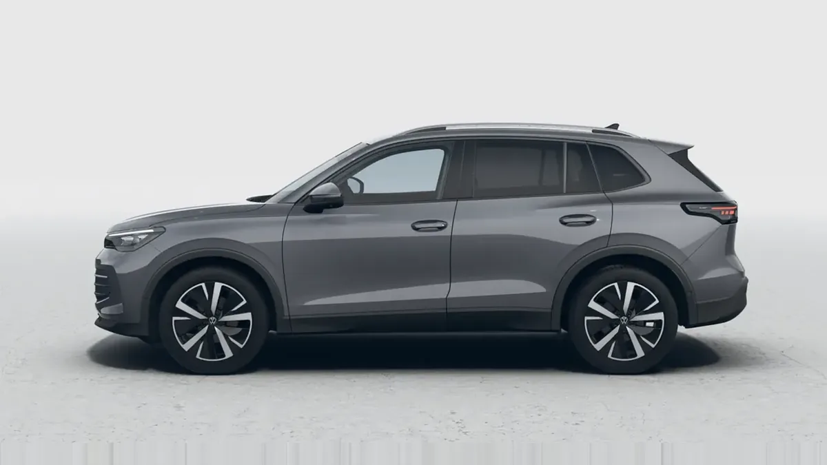Volkswagen Tiguan "Más" 2.0 TDI DSG en renting en Barcelona — Interior